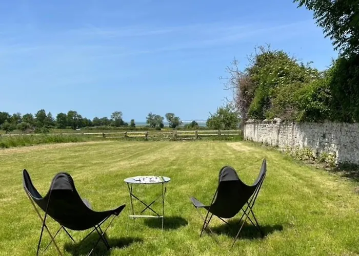 Les Ecuries - Campagne - Vue Nyaraló