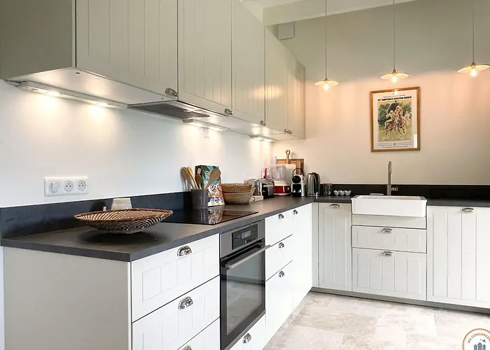 Les Ecuries - Campagne - Vue *