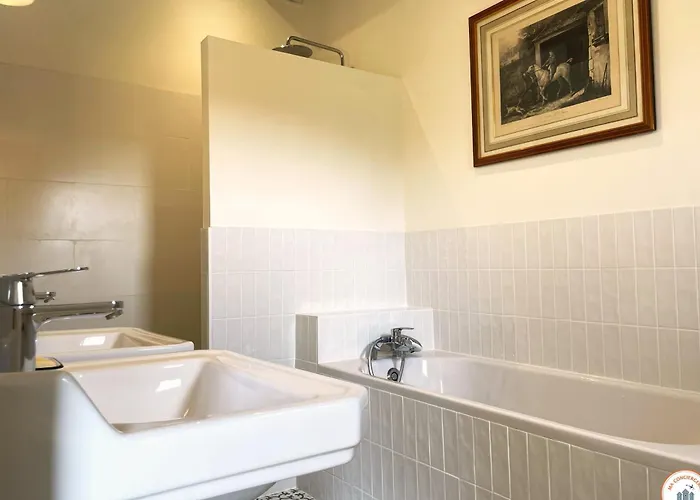 Les Ecuries - Campagne - Vue *